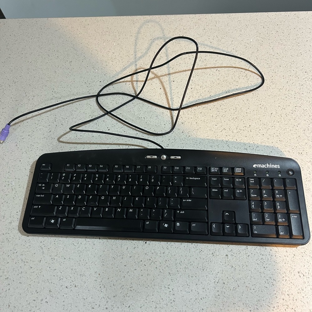Machine Black Wired Keyboard